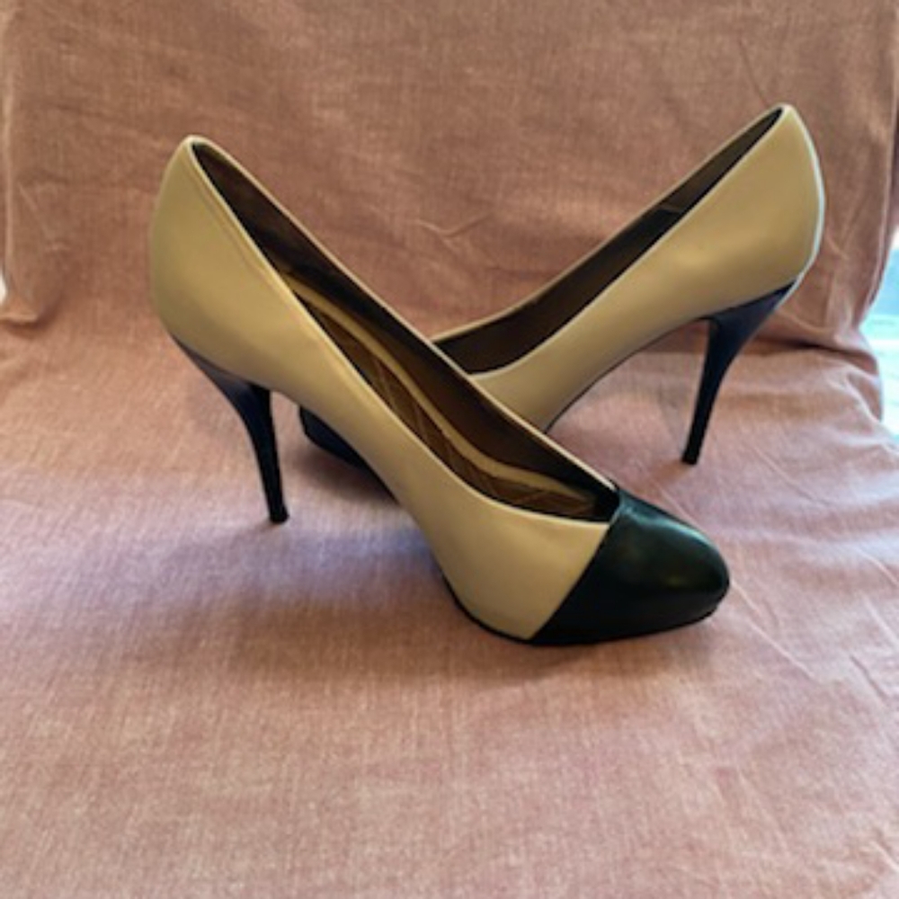 Zara Pump